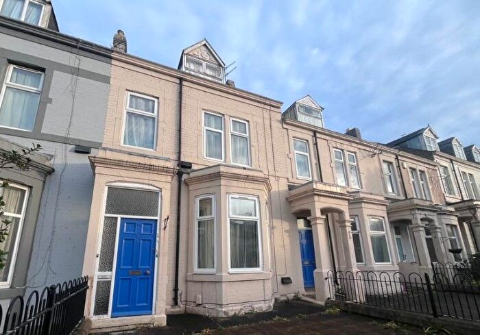 5 Bedroom Flat For Sale In Durham Road, Gateshead, NE8