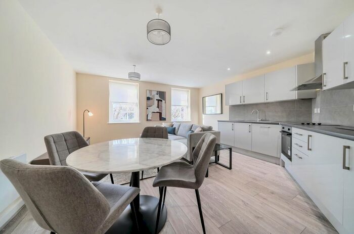 2 Bedroom Flat To Rent In Chatfield House, Marsh Street, Bristol, BS1