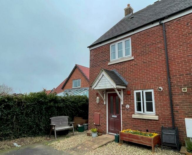 2 Bedroom End Of Terrace House To Rent In Uptons Garden, Whitminster, GL2
