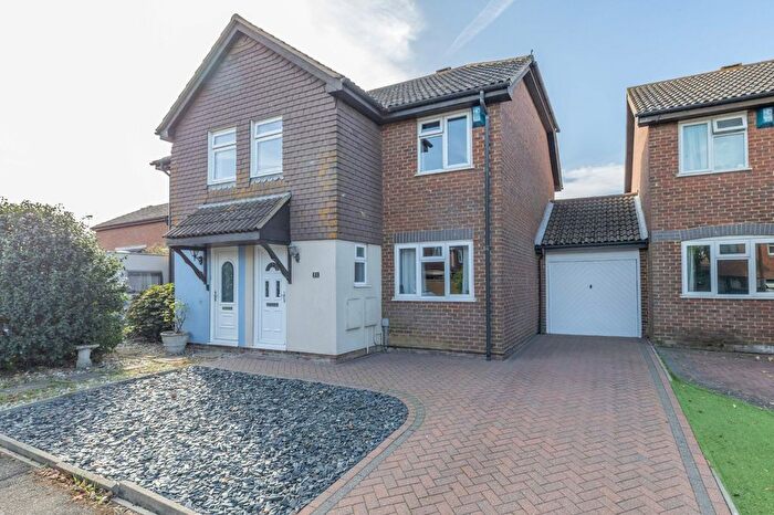 3 Bedroom Semi-detached House For Sale In Dan Drive, Faversham, Kent, ME13