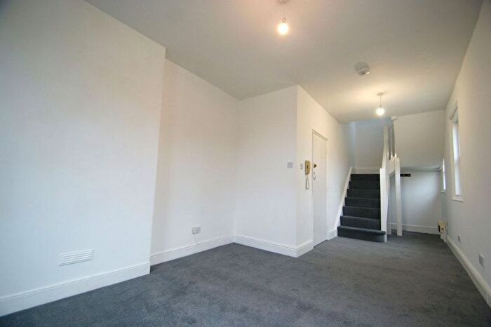 1 Bedroom Studio To Rent In - Godwin Road, Cliftonville, CT9