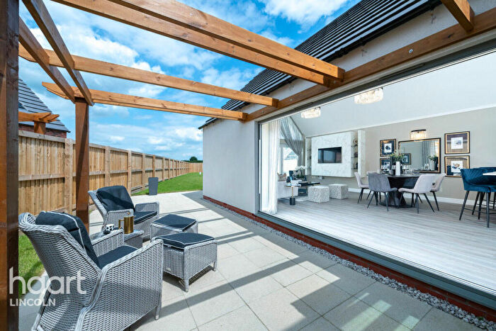 4 Bedroom Detached House For Sale In Stow Park Road, Marton, DN21