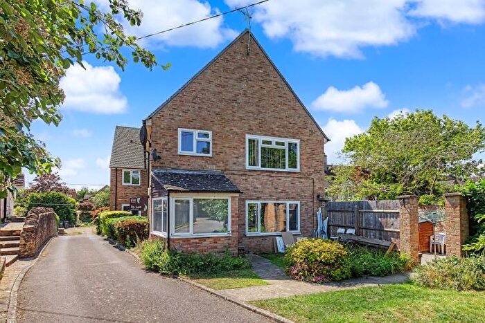 2 Bedroom Apartment To Rent In Heath Lane, Bladon, OX20