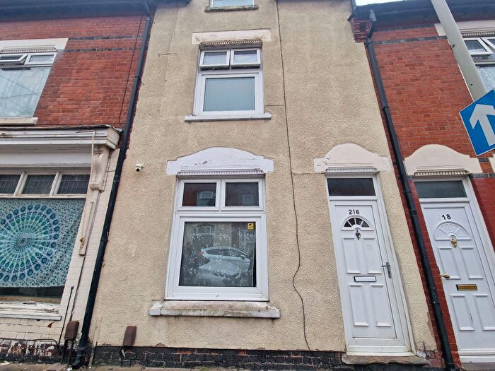 4 Bedroom Terraced House To Rent In Mere Road, Leicester, LE5