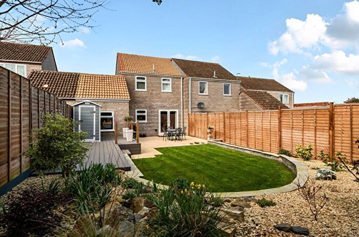 3 Bedroom Semi-Detached House For Sale In Holm Oaks, Butleigh, BA6