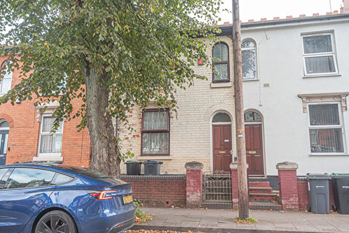 3 Bedroom Terraced House For Sale In Albert Road, Handsworth, Birmingham, B21