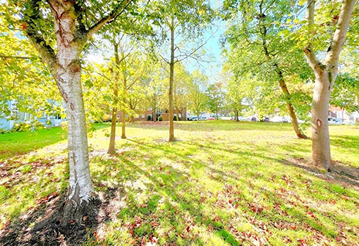 1 Bedroom Apartment For Sale In The Knares, Lee Chapel South, Basildon, Essex, SS16