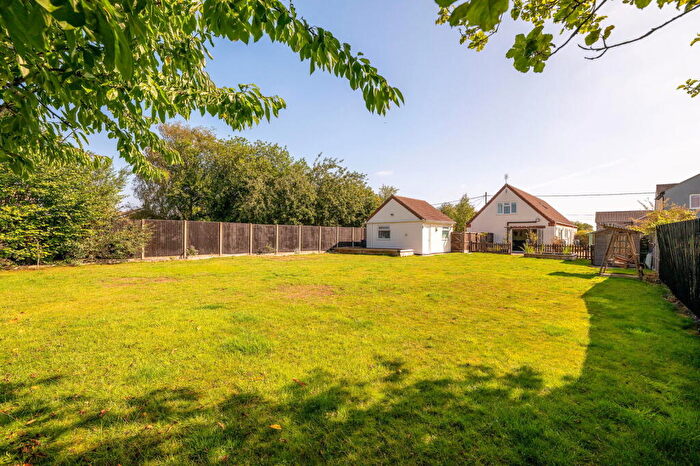 4 Bedroom Detached House For Sale In Fiskerton Road, Reepham, Lincoln, LN3
