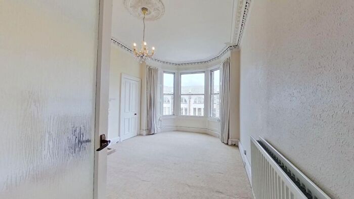 2 Bedroom Flat To Rent In Montpelier, Edinburgh, EH10