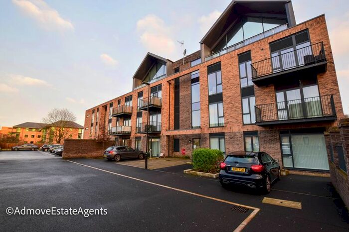1 Bedroom Flat To Rent In Etchells Road, Altrincham, WA14