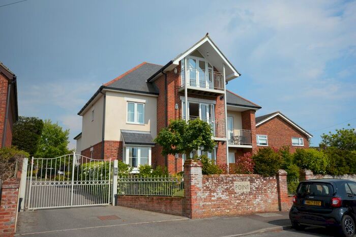 2 Bedroom Flat To Rent In The Point, Southern Road, Lymington, Hampshire, SO41