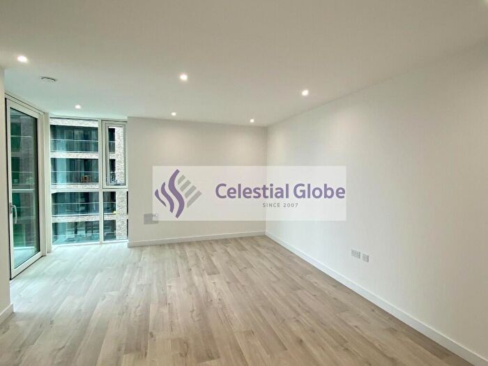 1 Bedroom Flat To Rent In Coster Avenue, London, N4