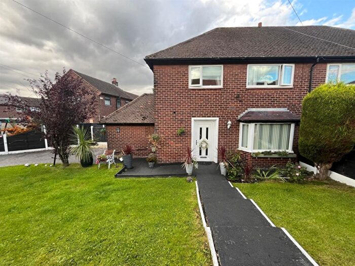 3 Bedroom Semi-detached House For Sale In Bank Road, Carrbrook, Stalybridge, SK15