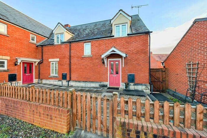 4 Bedroom Semi-Detached House For Sale In Leominster, Herefordshire, HR6