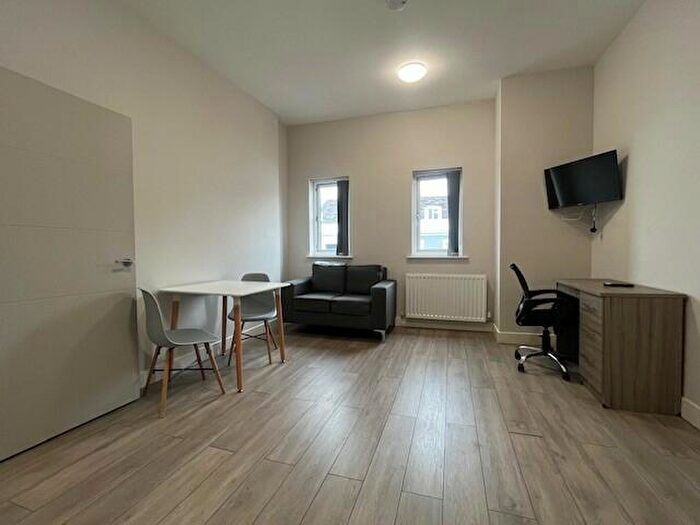 1 Bedroom Apartment To Rent In North Road East, Plymouth, Devon, PL4