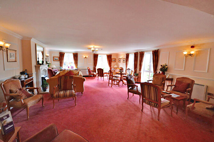 1 Bedroom Apartment For Sale In Owen Court, Sutton Coldfield, B75