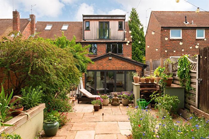 4 Bedroom Semi-detached House For Sale In The Close, Henley-On-Thames, RG9