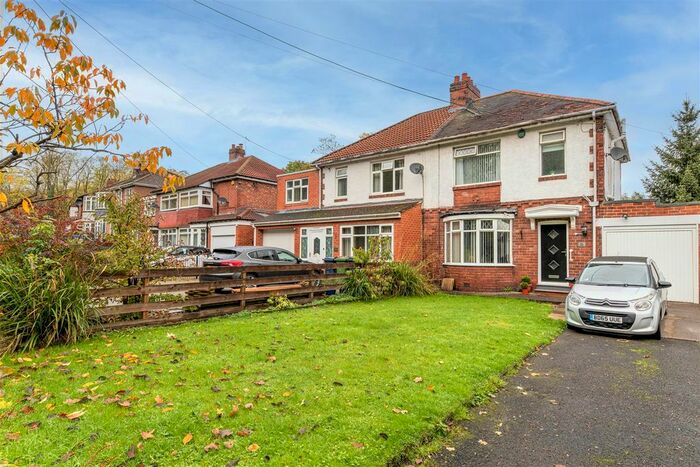 3 Bedroom Semi-Detached House To Rent In Ladypark, Team Valley, Gateshead, NE11