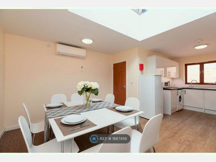 7 Bedroom Semi-Detached House To Rent In Morrell Street, Leamington Spa, CV32