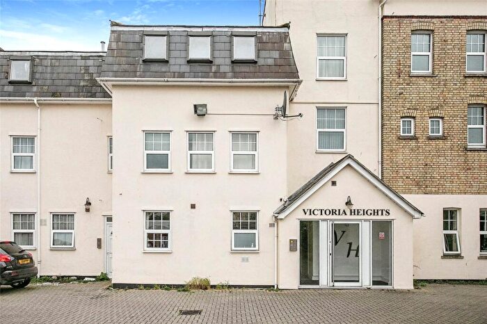 2 Bedroom Flat For Sale In Carnarvon Road, Clacton-on-Sea, Essex, CO15