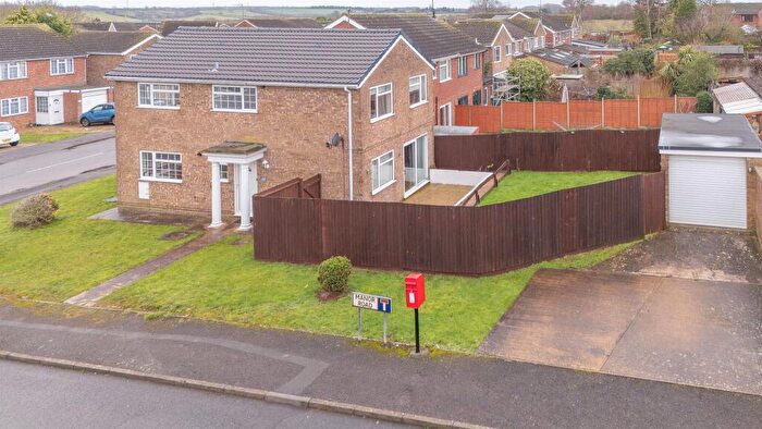 4 Bedroom Detached House For Sale In Moorfield Road, Rothwell, Kettering, NN14