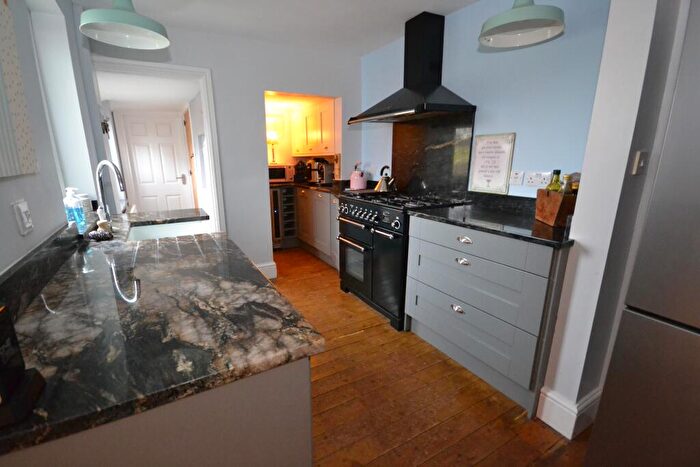 2 Bedroom Semi-Detached House For Sale In East End Road, Preston, Hull, HU12