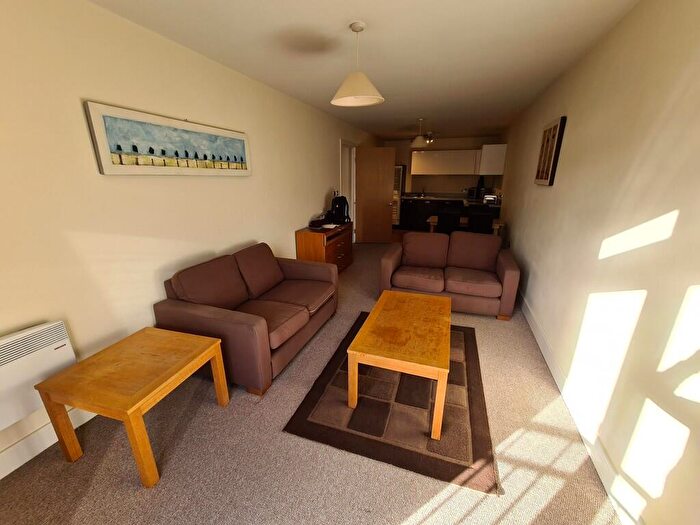 2 Bedroom Apartment To Rent In Postbox Apartments, City Centre, B1