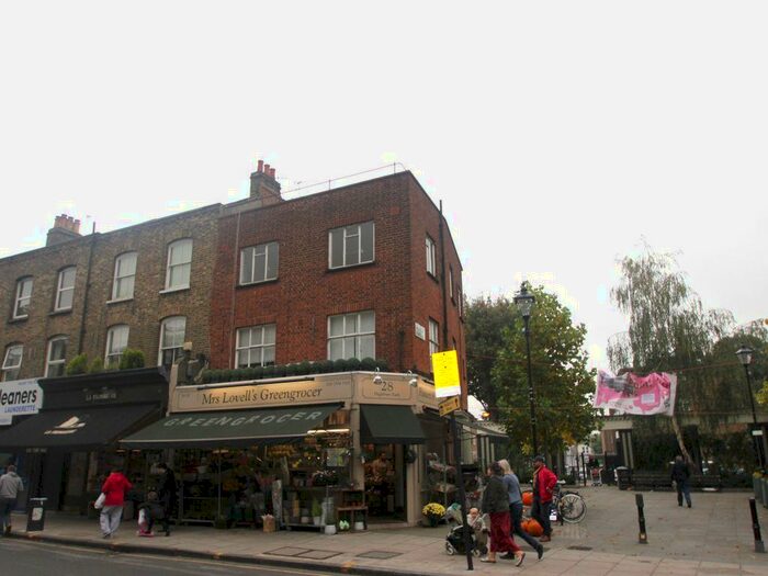 Flat To Rent In Highbury Park, Islington-Canonbury, N5