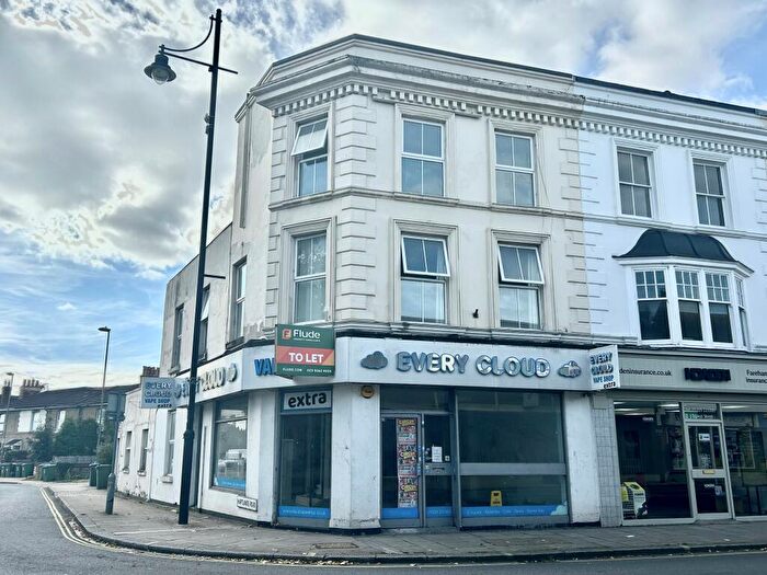 3 Bedroom House To Rent In West Street, PO16