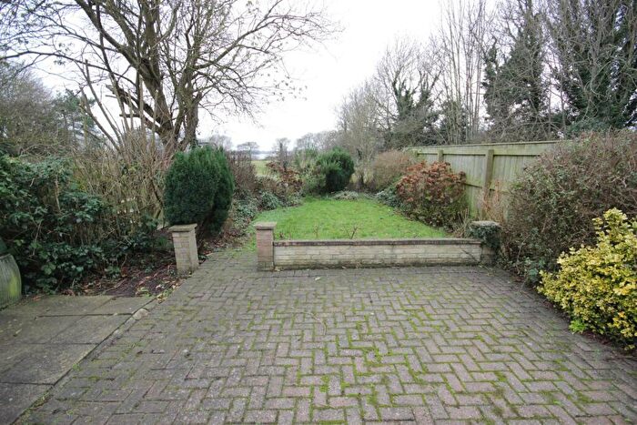 2 Bedroom Semi-Detached Bungalow For Sale In Southgate, Hornsea, HU18