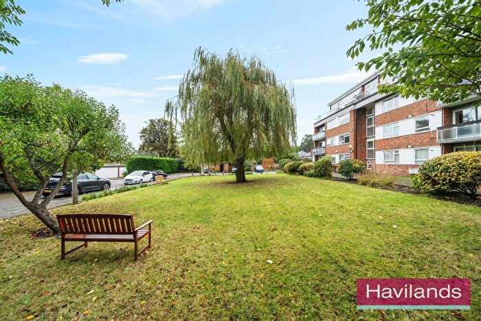 1 Bedroom Flat For Sale In Church Hill, London, N21