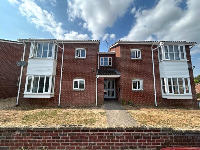 1 Bedroom Apartment For Sale In Green Mead, Yeovil, Somerset, BA21