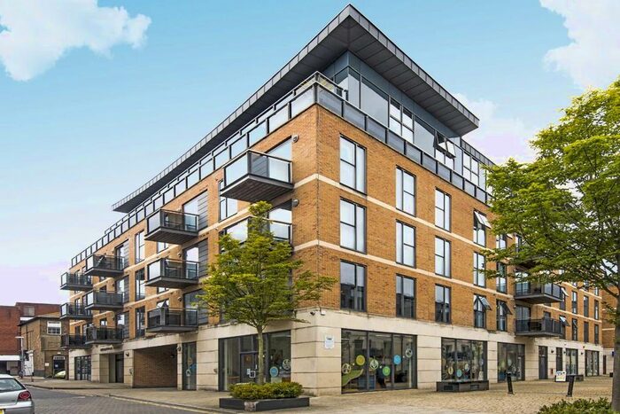 2 Bedroom Flat To Rent In St. Marys Road, Surbiton KT6