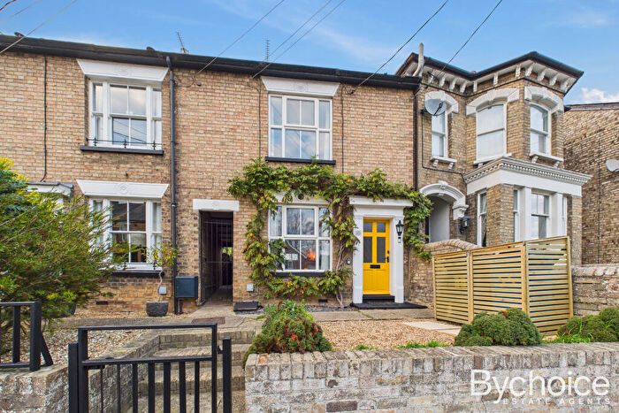 2 Bedroom End Of Terrace House For Sale In Waldingfield Road, Sudbury, CO10