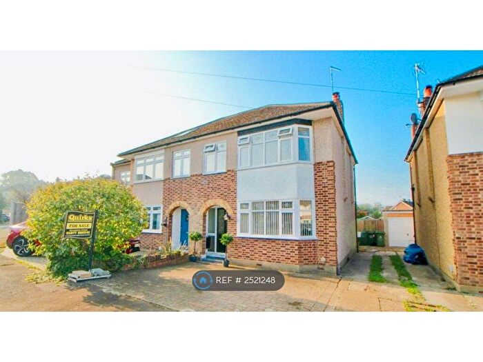 3 Bedroom Semi-Detached House To Rent In Atridge Chase, Billericay, CM12