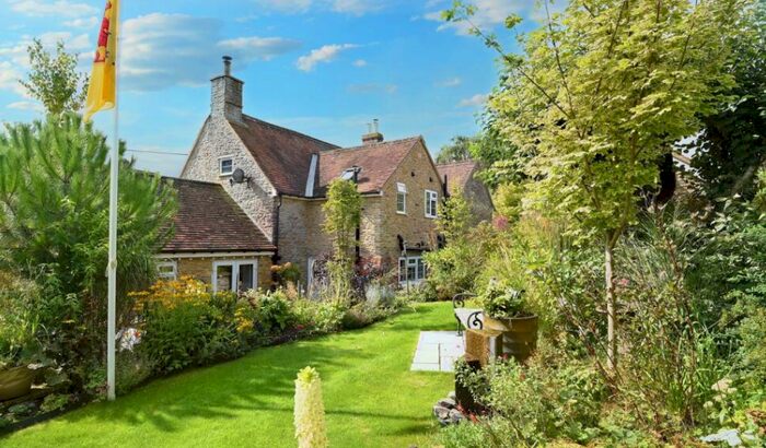 3 Bedroom Cottage For Sale In South Cheriton, Templecombe, BA8