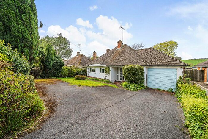 3 Bedroom Bungalow For Sale In Highridge, Alton, Hampshire, GU34