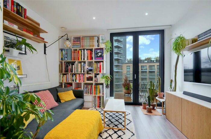 1 Bedroom Apartment For Sale In Ceylon House, E1