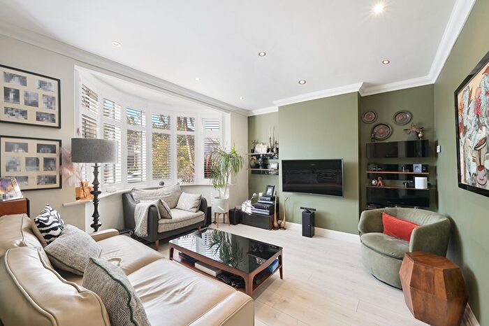 3 Bedroom Property To Rent In Buckleigh Avenue, SW20