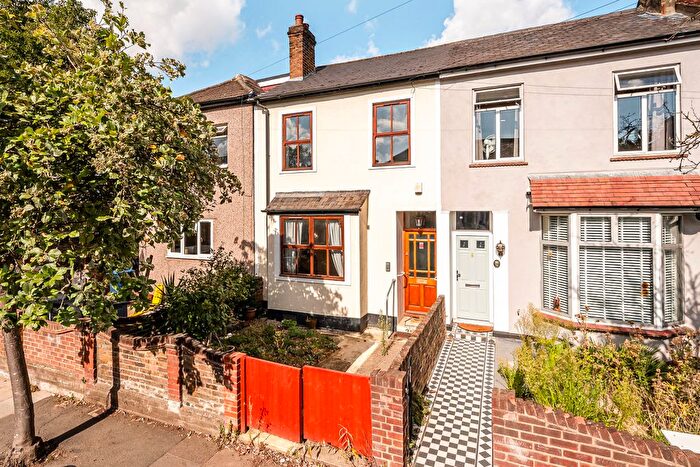 3 Bedroom Terraced House For Sale In Rosebank Road, Hanwell, London, W7