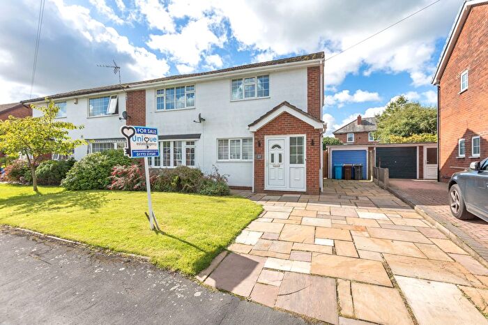 3 Bedroom Semi-Detached House For Sale In Hawthorne Avenue, Newton-With-Scales, PR4