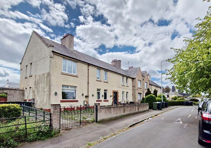 3 Bedroom Flat For Sale In / West Granton Road, Granton, Edinburgh, EH5