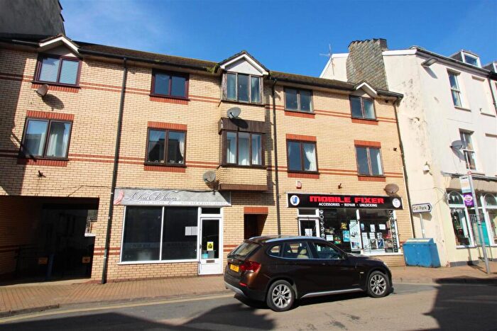 1 Bedroom Flat To Rent In Flat, Clifton Court, High Street, Ilfracombe, Devon, EX34