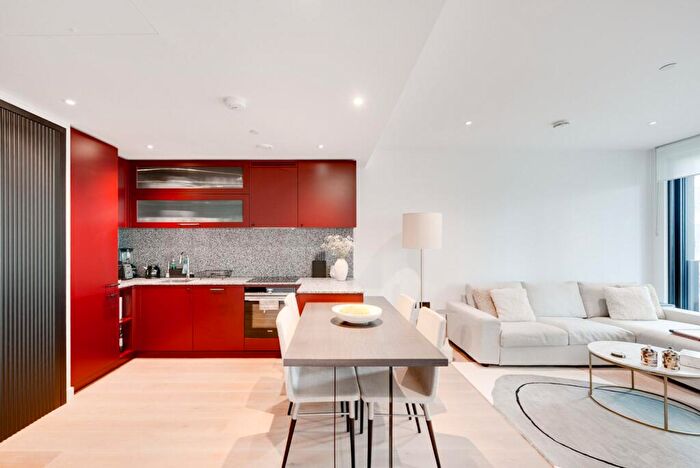 2 Bedroom Apartment For Sale In Viaduct Gardens, London, SW11