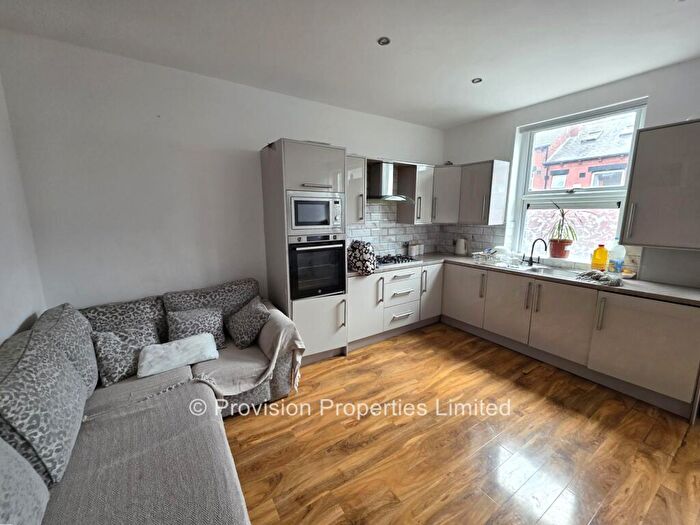 4 Bedroom Terraced House To Rent In The Village Street, Burley, Leeds, LS4