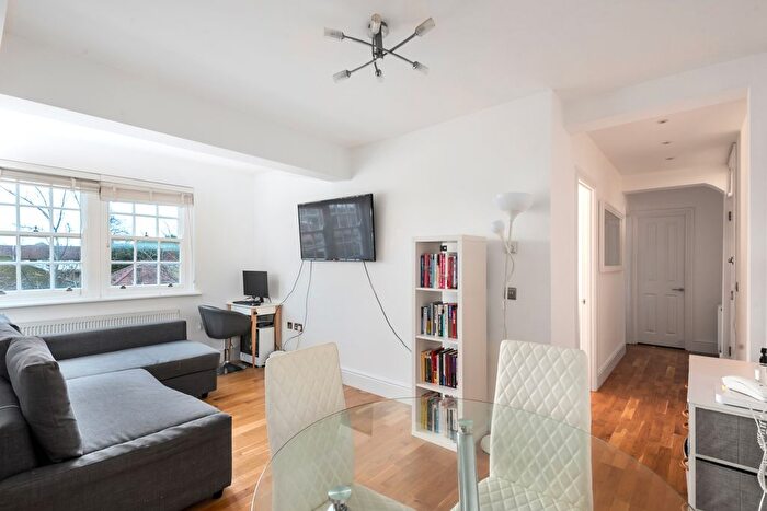 1 Bedroom Flat To Rent In Aeroville, London, NW9