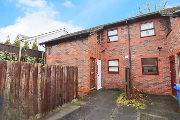 1 Bedroom Flat To Rent In Rogerstone Avenue, Penkhull, ST4