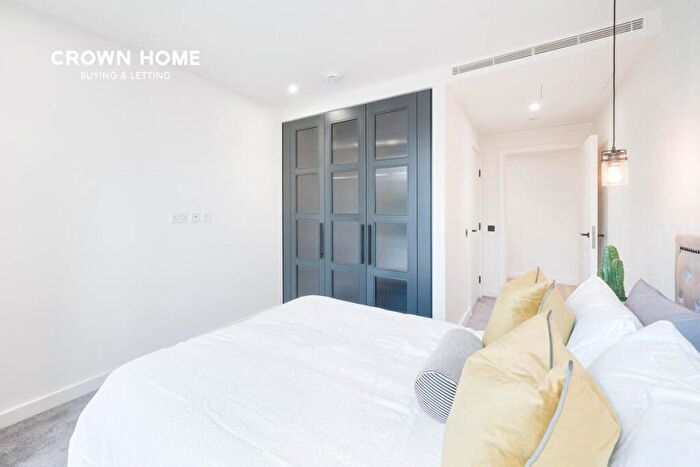 2 Bedroom Apartment To Rent In Emery Wharf, Emery Way, E1W