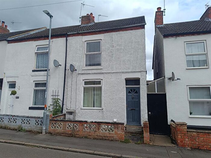 3 Bedroom Terraced House To Rent In King Street, Desborough, Kettering, NN14