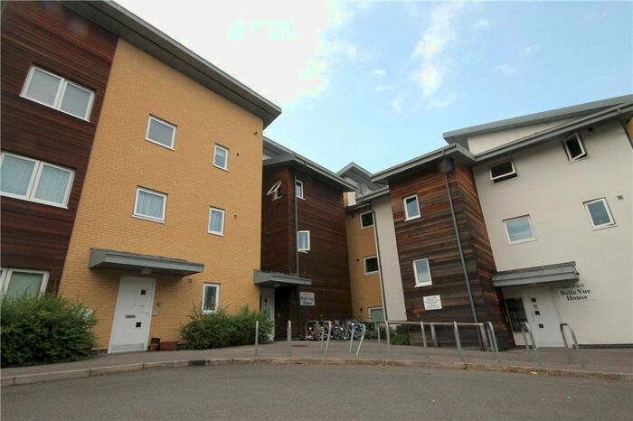 1 Bedroom Flat To Rent In Belle Vue House, Belle Vue Close, Aldershot, Hampshire, GU12